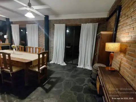 Casa 5 ambientes con 3 baños