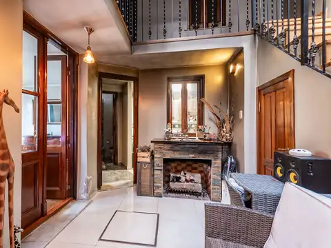 VENTA EN BLOCK 2 DEPTOS LOCAL COMERCIAL Y TERRAZA