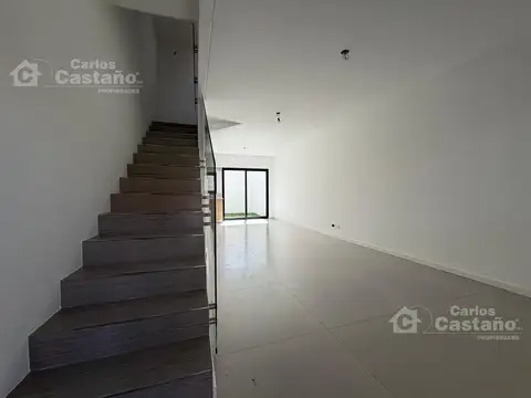 Casa en Venta en Florida Mitre/Este, USD 280.000