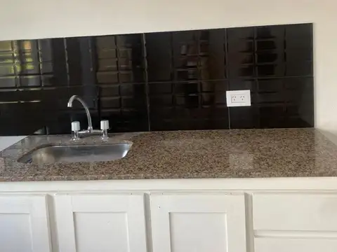 Departamento en Alquiler en Don Torcuato, $ 600.000