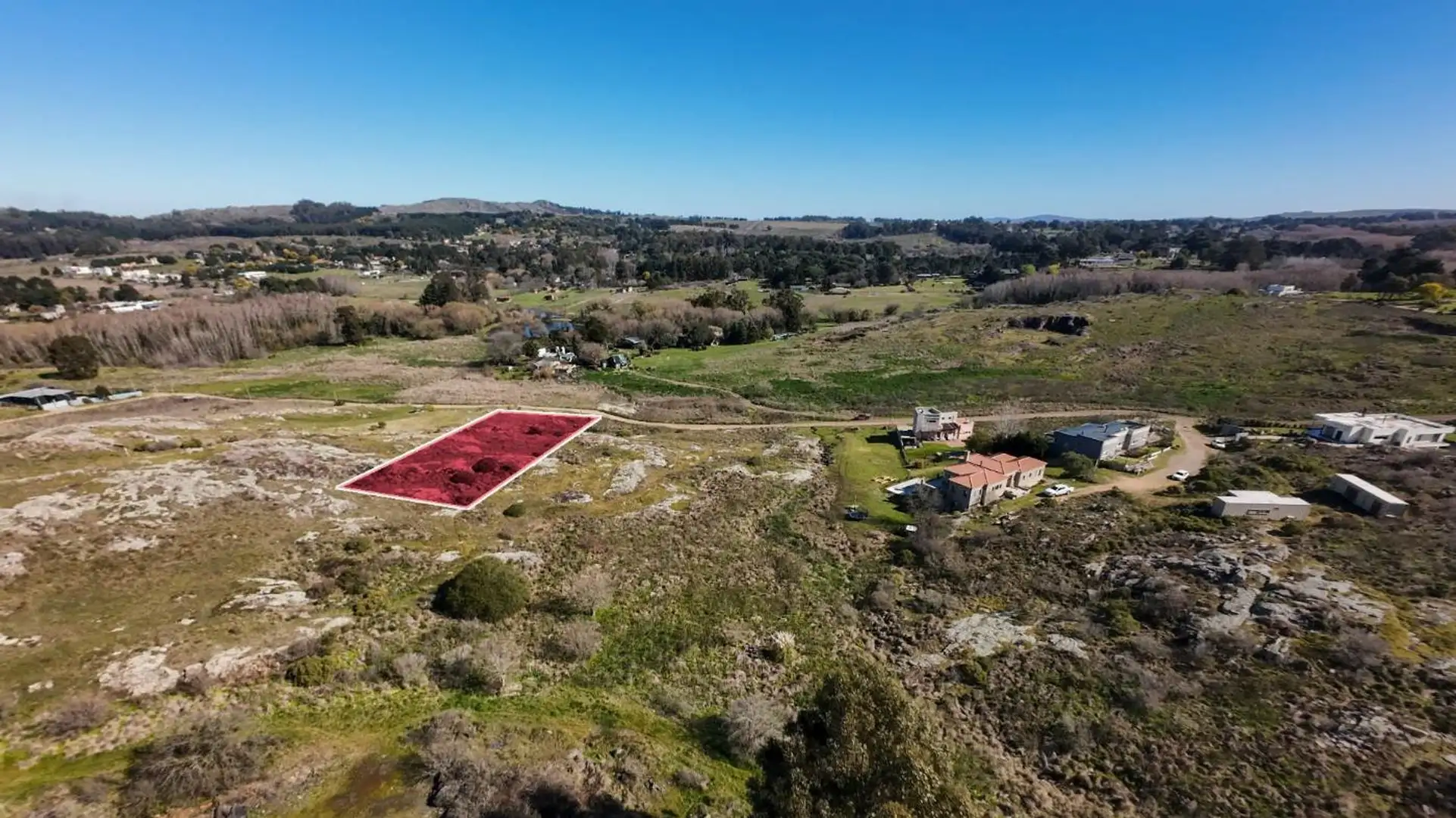AMPLIO LOTE EN BARRIO ENTRE SIERRAS TANDIL