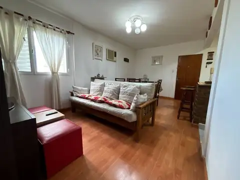 Departamento 4 ambientes con 1 baño