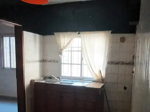Depto Tipo Casa en Alquiler con 1 cocheras