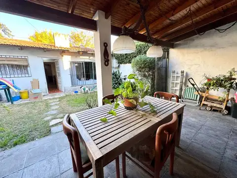 Depto Tipo Casa en Venta de 5 ambientes