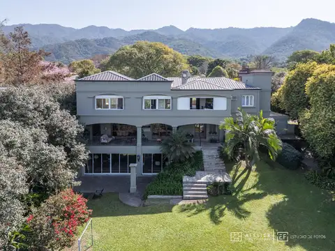 Casa en Venta de 5 dormitorios