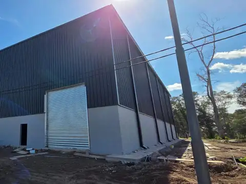 Galpon en Venta 20  mts Frente