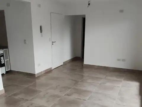 Av F Varela 3900 , Piso 1