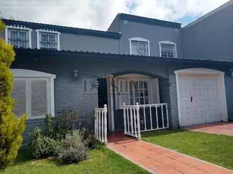 Excepcional Casa en MARCOS PAZ céntrico 