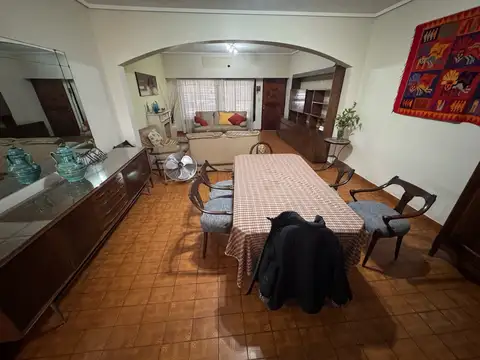 Depto Tipo Casa 6 ambientes con 4 baños