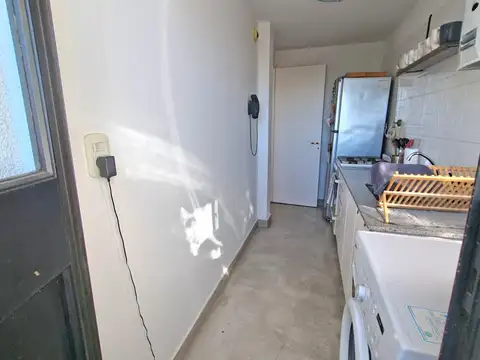 Departamento en alquiler 2 amb., piso 10 c/ cochera en Martinez