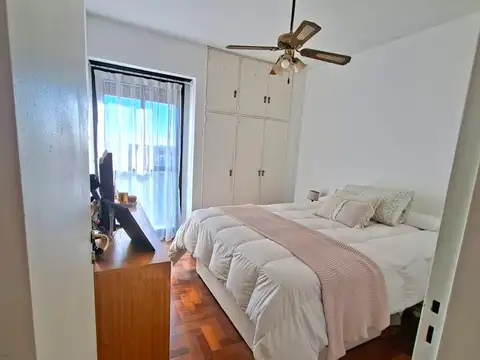 Departamento en alquiler 2 amb., piso 10 c/ cochera en Martinez
