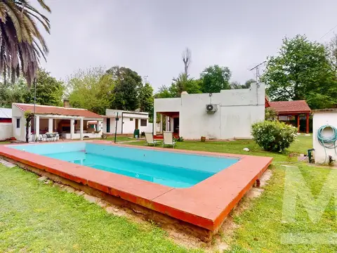 Casa Quinta en venta en Villa Elisa