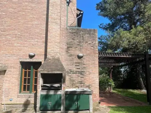 Casa en Alquiler en Pilar Del Lago, USD 800
