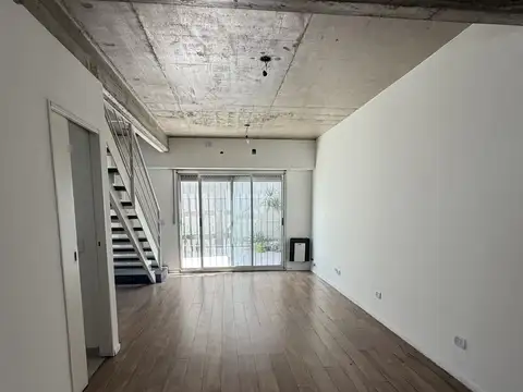 Depto Tipo Casa 3 ambientes con 1 baño