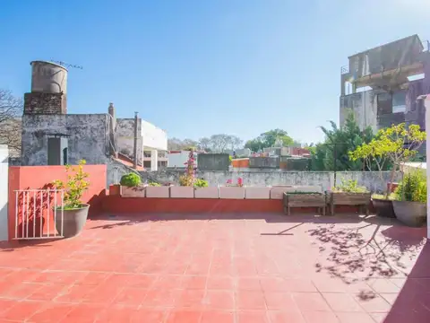 Venta PH 3 Amb en PB, Patio y Terraza, Renovado 
