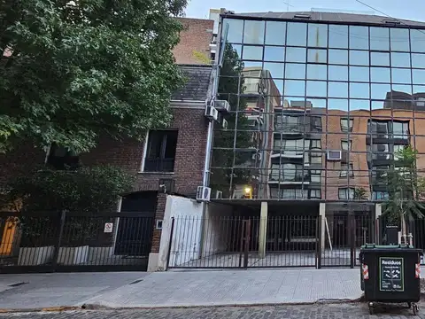 Oficina con cochera en alquiler dos ambientes centro San Isidro