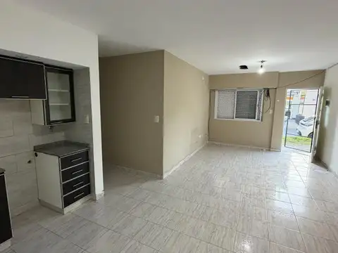 Depto Tipo Casa en Venta de 1 dormitorio