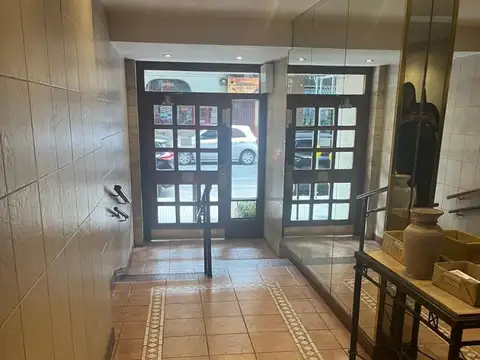 ALMAGRO - 2 AMBIENTES CON COCHERA - AV MEDRANO AL 400