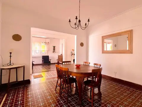 Depto Tipo Casa en Alquiler de 2 dormitorios