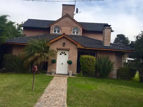 Alquiler Temporal Casa 5 Amb en Club Privado Loma Verde Escobar