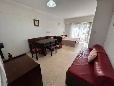 Departamento en Alquiler en Plaza Colon, $ 450.000