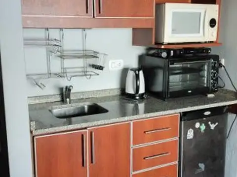 Se alquila un departamento monoambiente amoblado - Recoleta
