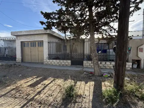 VENTA CASA 4 AMBIENTES, MUTUAL, CALETA OLIVIA