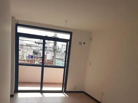 Cayetano Silva 180 , Piso 2