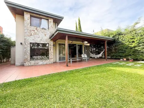 Casa  en Venta en Quilmes, G.B.A. Zona Sur, Argentina