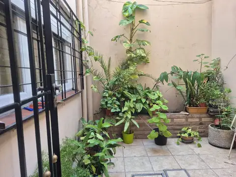 Depto Tipo Casa en Venta 45 años