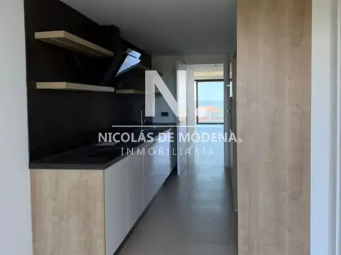 En venta espectacular apartamento de 4 dormitorios en Manantiales, con vista al mar, y parrillero exclusivo
