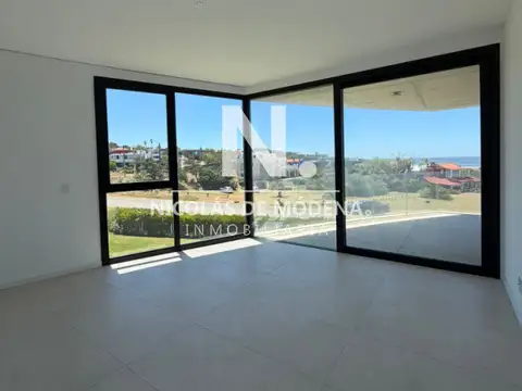 Departamento 5 ambientes con 5 baños