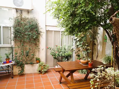 Casa en venta de pasillo 1 dormitorio + Habitación de usos múltiples Republica de la Sexta