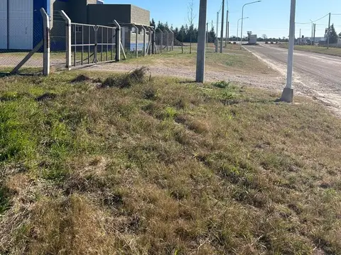 TERRENO EN PARQUE INDUSTRIAL