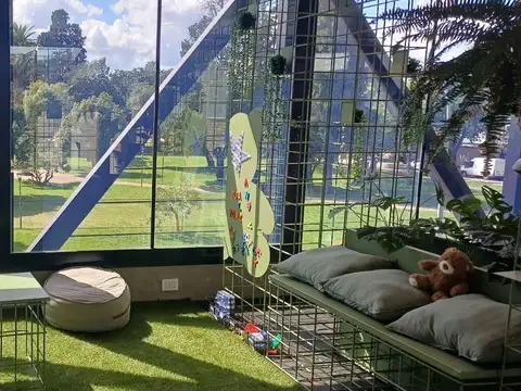Departamento, con pileta y patio de uso exclusivo