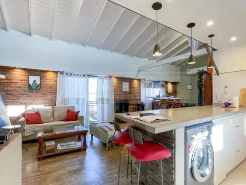Depto Tipo Casa en Venta de 3 ambientes