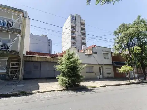 Terreno USAM - Flores