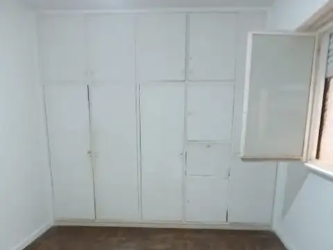 Avenida Raúl Scalabrini Ortiz 1600, Piso 5