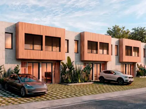 Casa en Venta con 2 cocheras