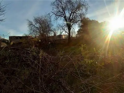 SE VENDE TERRENO EN ARGUELLO A METROS DE BODERAU