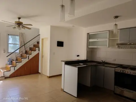 Avenida V. Fair 1400