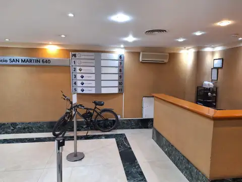 Oficina en Alquiler al Norte