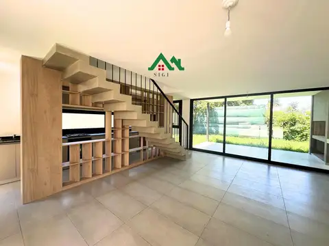 Casa a estrenar en venta en La Escondida, Arguello– 3 dormitorios, cochera doble y seguridad