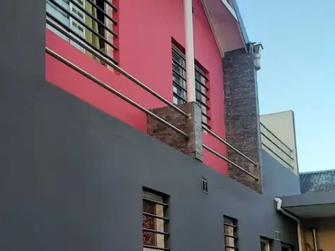 Depto Tipo Casa en Venta 14 años