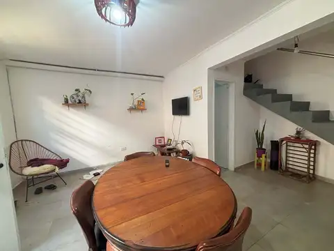 Oportunidad Lanús Oeste PH 2 amb c/cochera y patio