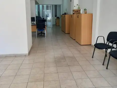 Local en Venta 30 años