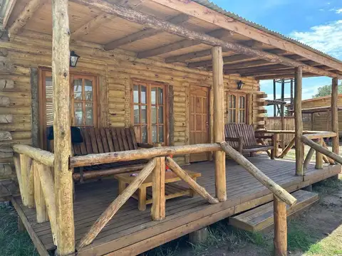 Complejo de cabañas - 5 Dormitorios 3 Baños - 630Mts2 - San Miguel del Monte