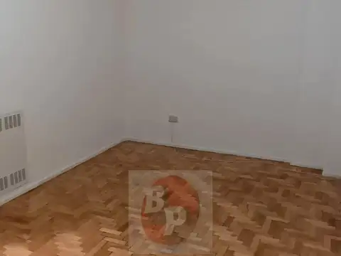 Av Entre Rios 1241 , Piso 4