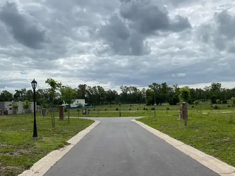 OPORTUNIDAD Santa Sofia - Pilar del Este