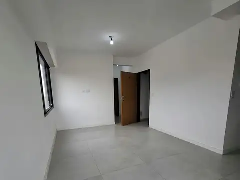 Departamento en Alquiler en Villa Bosch, $ 580.000